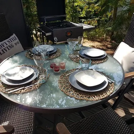 Happy Comfortable * Marienfelde