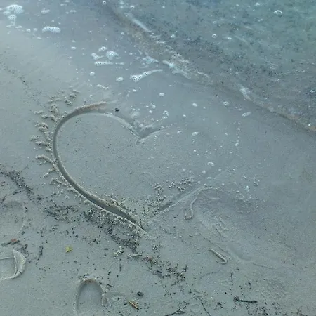 Happy Comfortable * Marienfelde