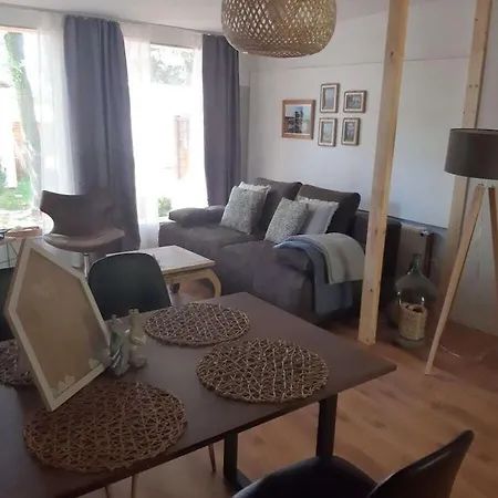 Happy Comfortable Marienfelde