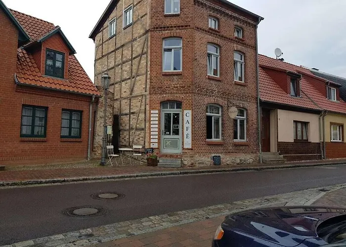 Happy Comfortable * Marienfelde